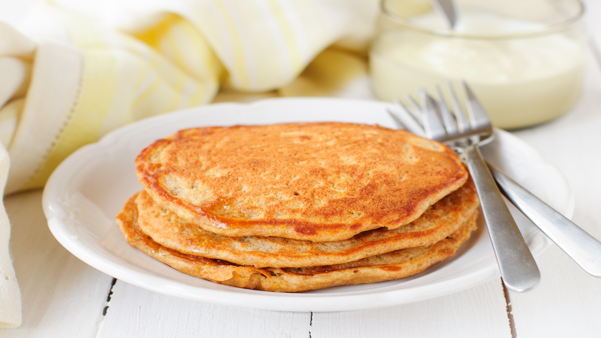 Les pancakes à la farine de patate douce - Youmiam
